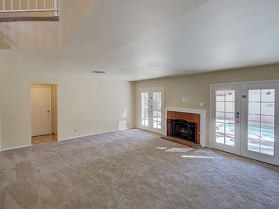 4th image of 8653 Tivoli Ct