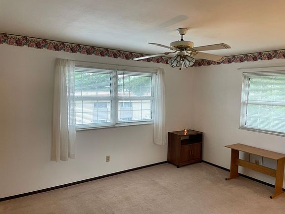4th image of 148 Cumberland Park Ct APT H
