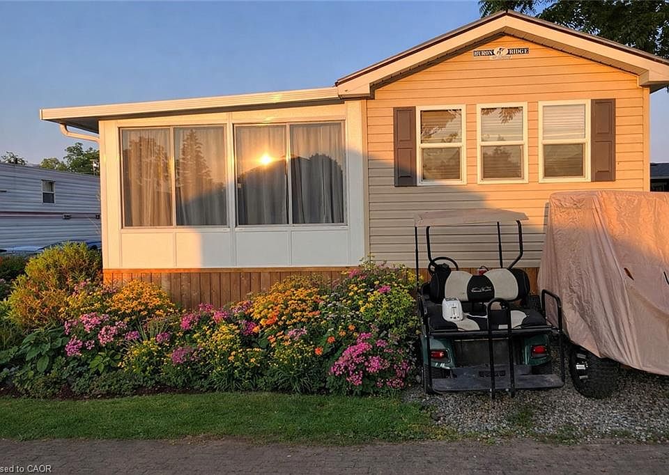 1st image of 45 Quarry View Vlg