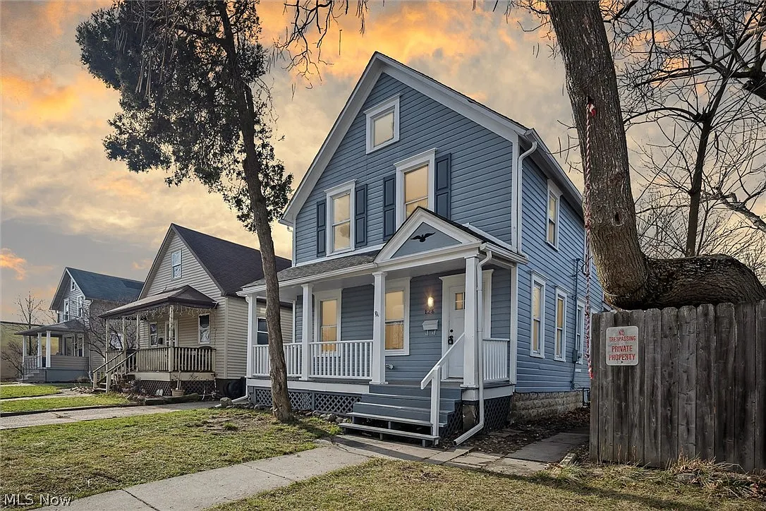828 Brownell Ave photo 1