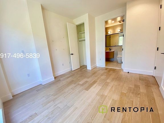 4th image of 961 Willoughby Ave #445