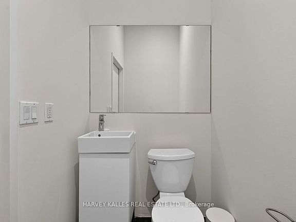 5th image of 86 Gerrard St E #1E
