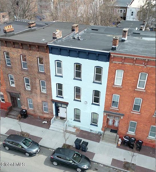 5th image of 276 3rd Street