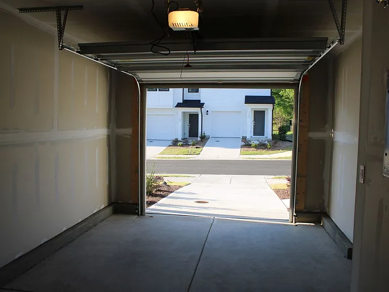 3601 Elm Grove Ln — Photo 15