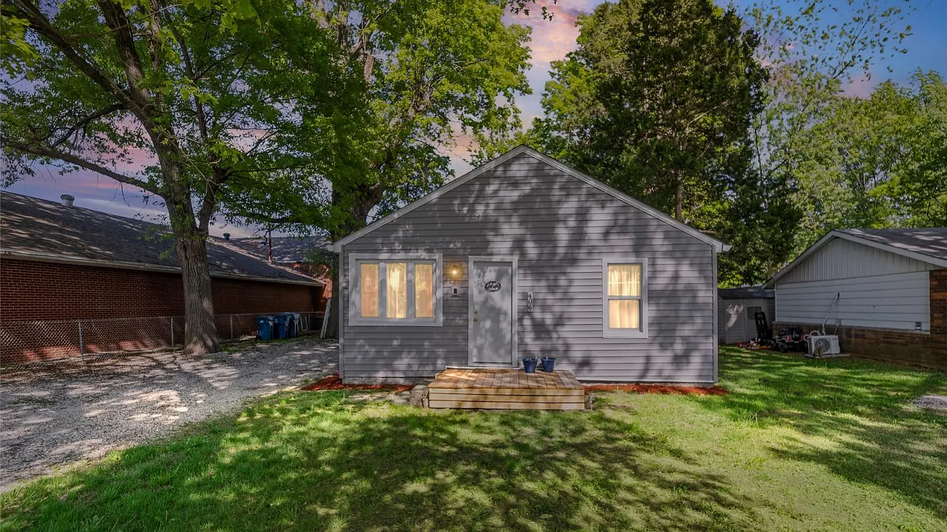 3 bed, 1152 sqft, $1,400 — Photo 3