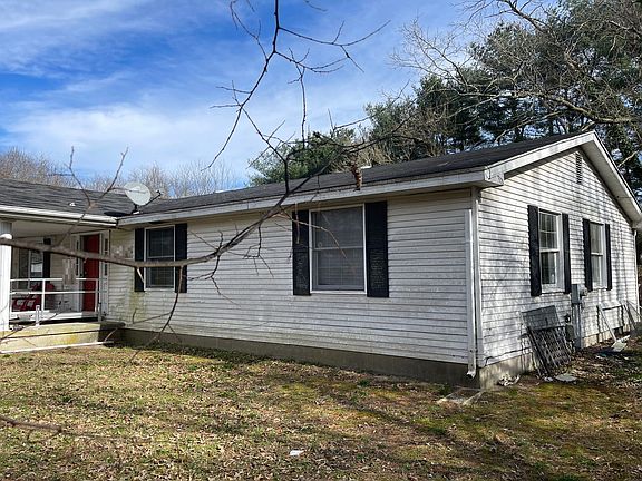 2nd image of 8898 Victoria Ave
