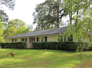 2971 Mockingbird Ln, Huntsville, TX 77320