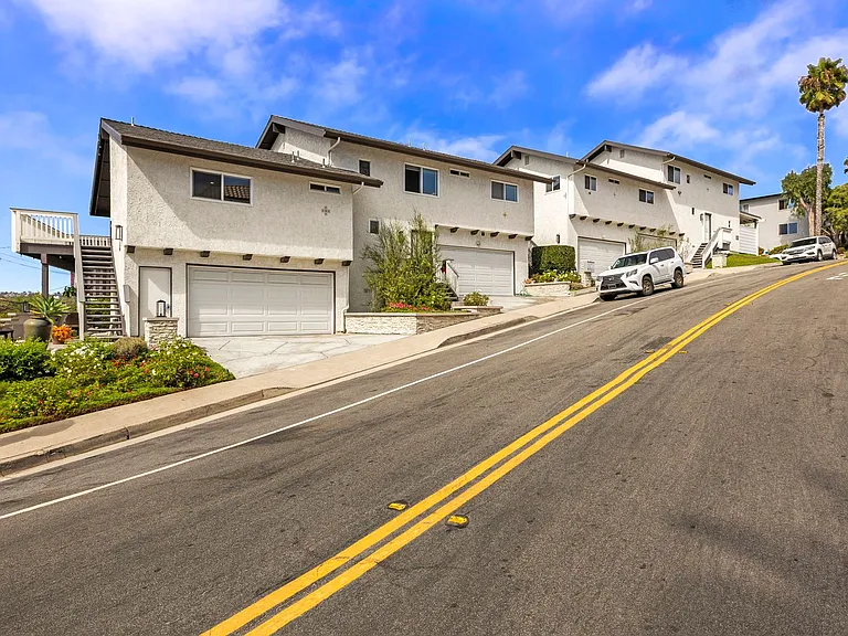 226 Avenida De La Grulla — Photo 14