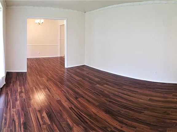 5th image of 7337 Madeira Dr