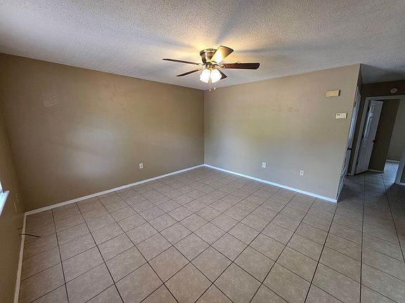 2nd image of 301 S 2nd St APT 1