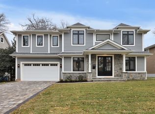 18 N Browning Ave, Tenafly, NJ 07670