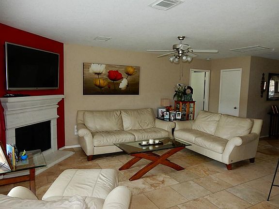 5th image of 7202 Caracara Dr