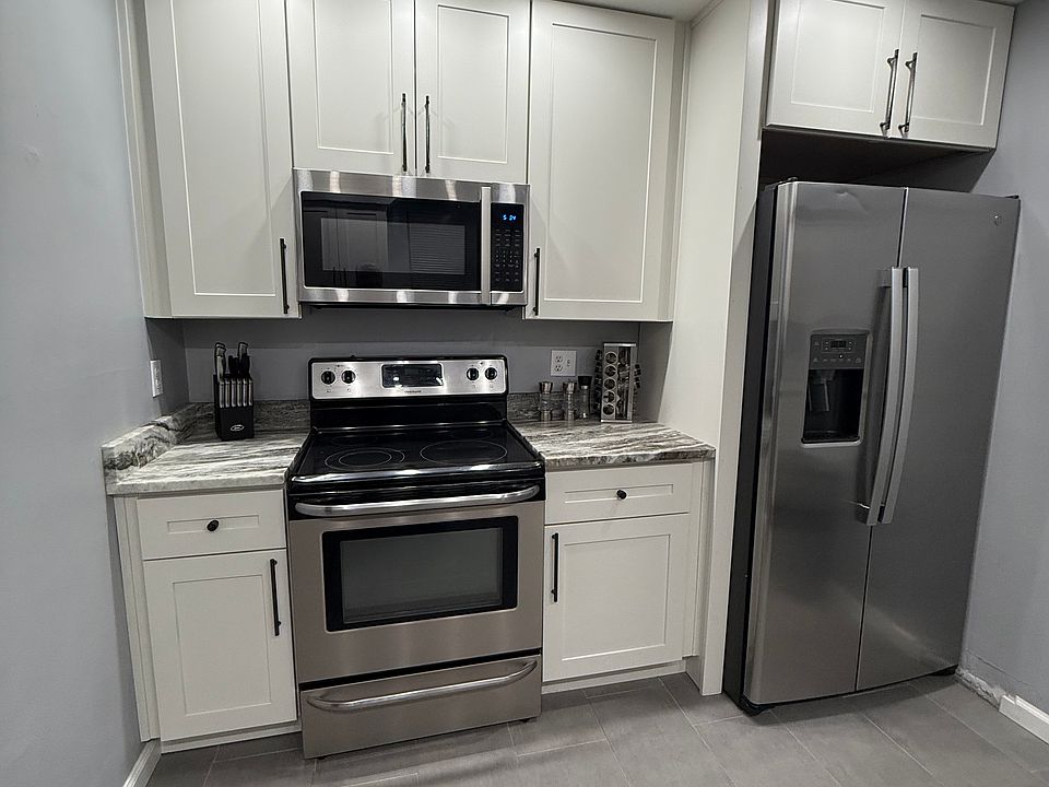 1st image of 66 N Meadowcroft Ave