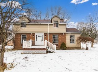 388 N Ellicott Creek Rd, Amherst, NY 14228