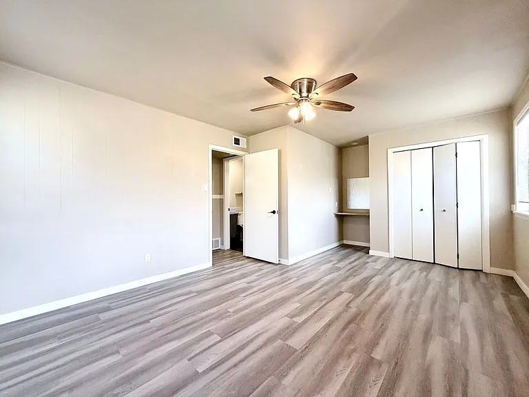 105 Brentwood Dr — Photo 10
