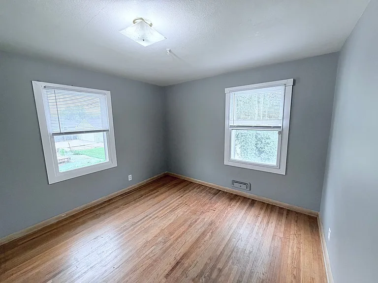 6109 Penn Ave S — Photo 14