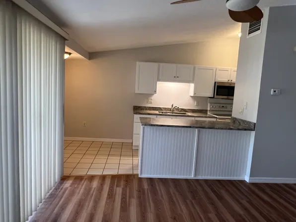 2750 Hope St, Sarasota, FL 34231