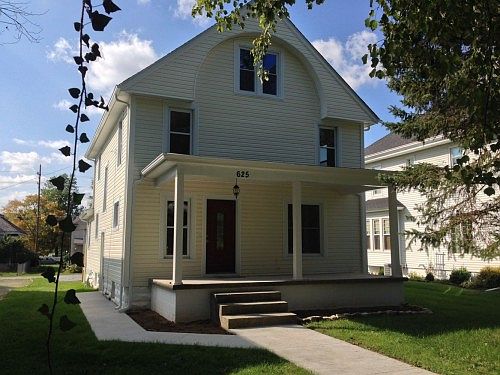 1st image of 625 N Poplar St