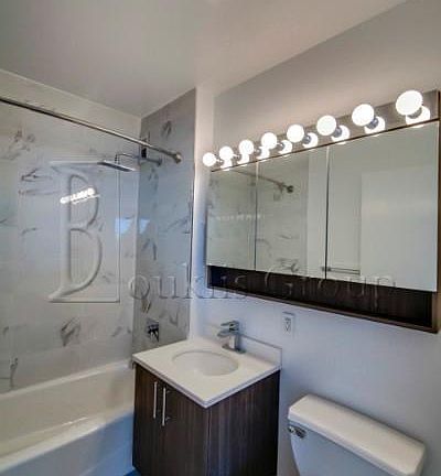 4th image of 200 Water St APT 208