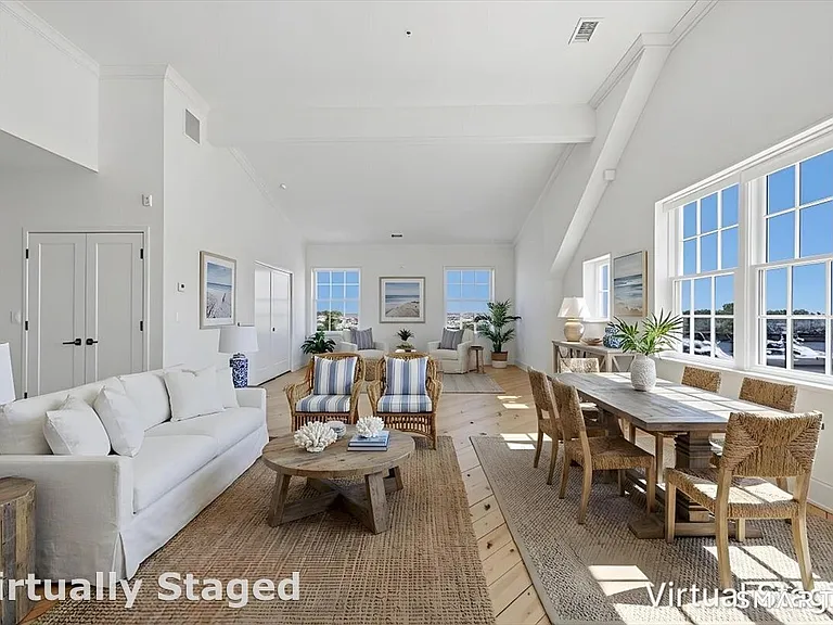 60 Willow St #305 — Photo 5