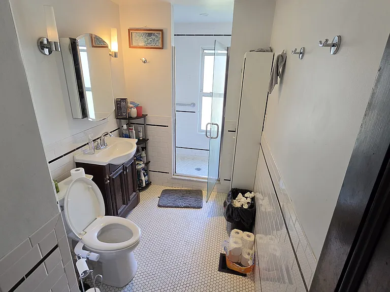 7 Ashford Ter — Photo 10