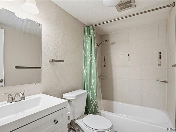 4th image of 800 W Belleview Avenue #101