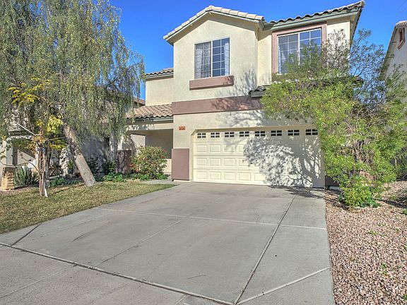 2nd image of 1120 E Hidalgo Ave