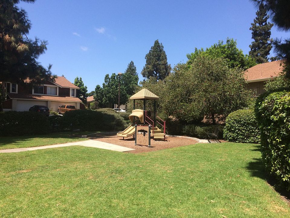 2nd image of 3695 Cactusview Dr