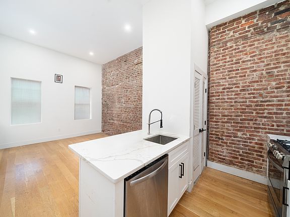 2nd image of 25 Corbin Ave #5AA