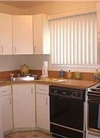 3rd image of 748 Deer Park Ave