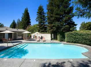 1100 Mondavi Way APT B4, Bakersfield, CA 93312