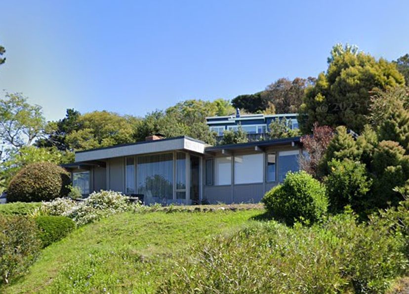 1st image of 525 Comstock Dr