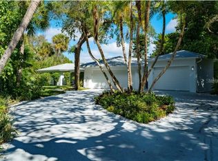 7315 Periwinkle Dr, Sarasota, FL 34231