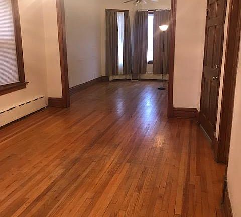 4th image of 4316 W Fullerton Ave #2