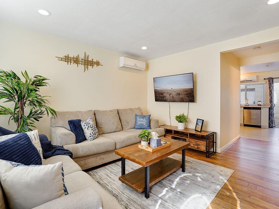 1st image of 3637 Silk Ct