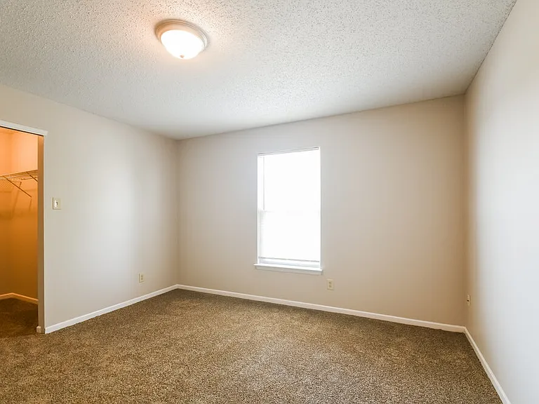 9322 W Dockside Cir — Photo 13