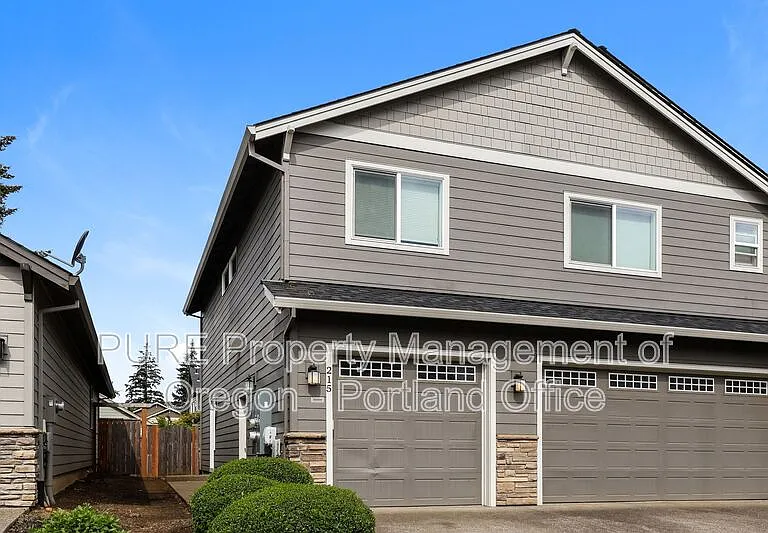215 NE Regan Hill Loop — Photo 19