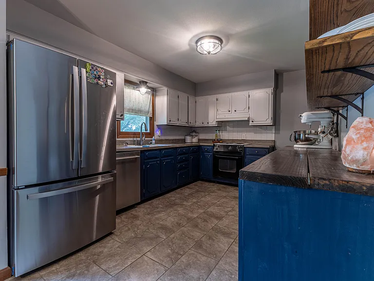 3312 Lynnwood Dr — Photo 14