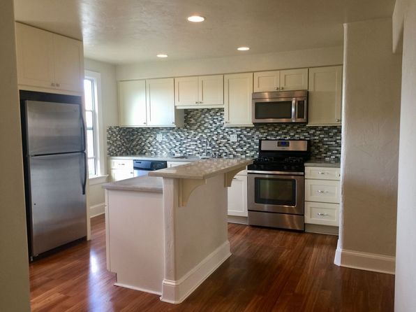 530-544 Lighthouse Ave