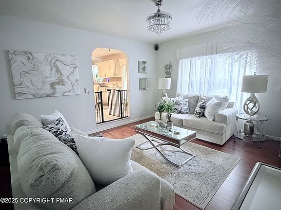 4th image of 278 McNamara Ln