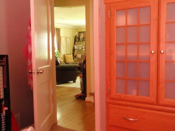 2nd bedroom looking into Livingroom