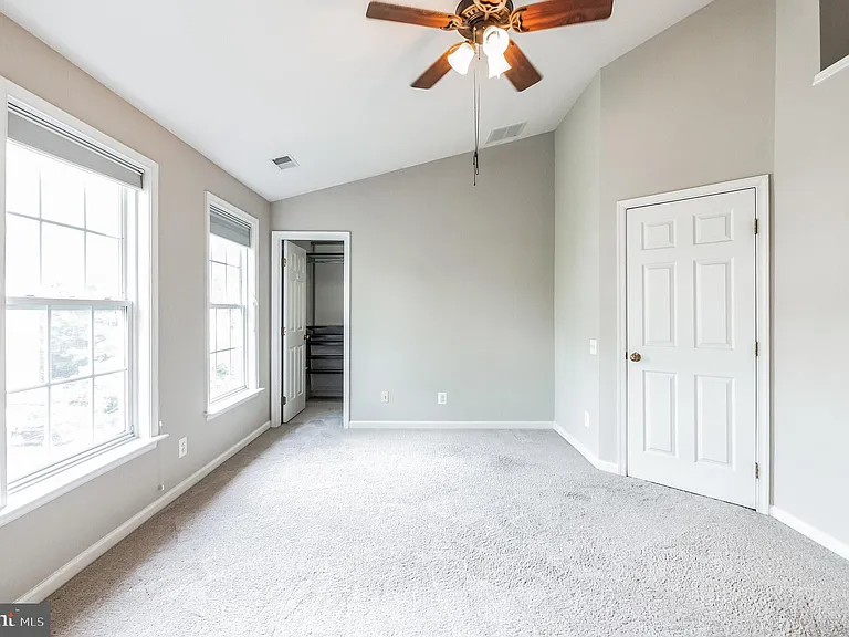 12876 Fair Valley Ct — Photo 13