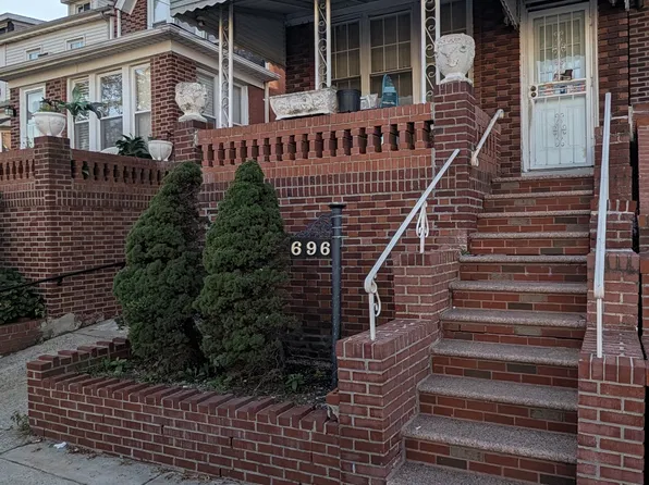 696 East 52nd Street image 1 of 1
