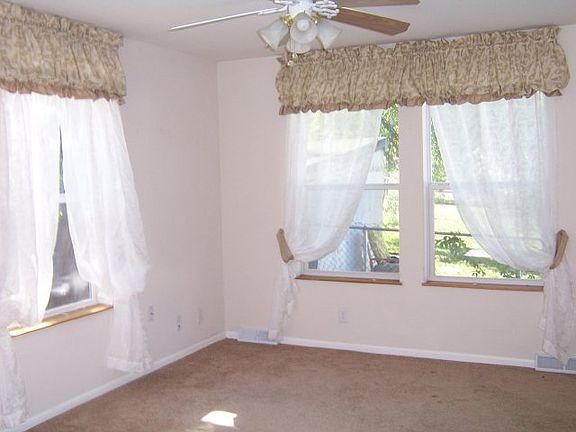 3rd image of 616-618 N Spruce St #15172110