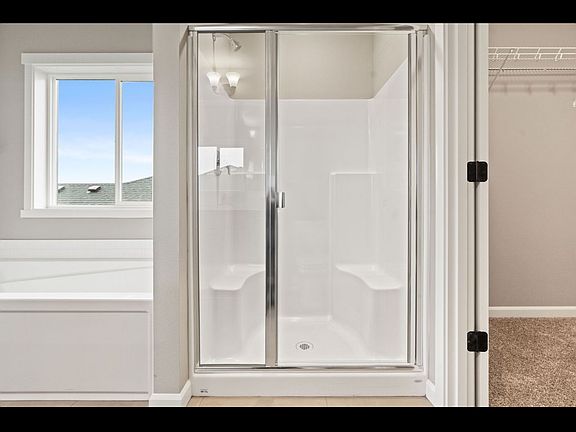 5th image of 726 I St NE