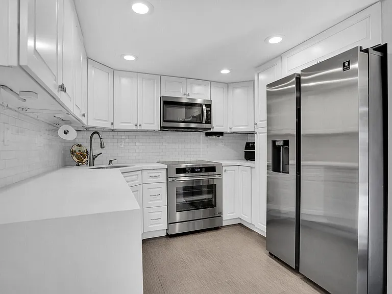 8291 Thames Blvd #C — Photo 2