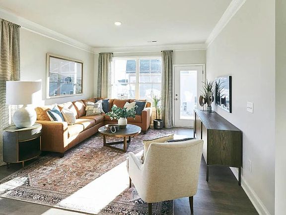 virtual staging (Living Room)