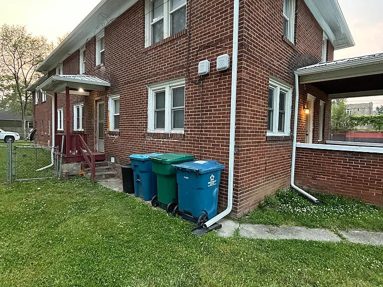 432 Washington Ave S #1 — Photo 1