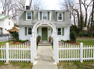 31 Whitewood Ave, New Rochelle, NY 10805