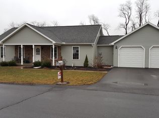 153 Peachwood Dr, Selinsgrove, PA 17870